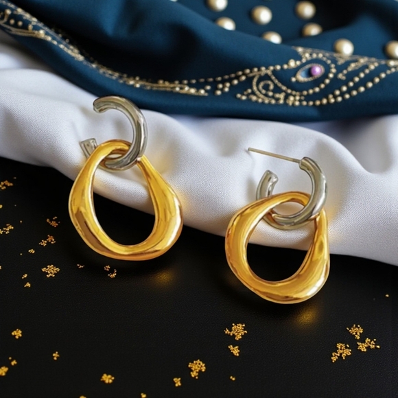 🆕️Versatile 2-in-1 Two-Tone 18K Gold Plated Stainless Steel Dainty Earrings ✨ - Picture 10 of 15